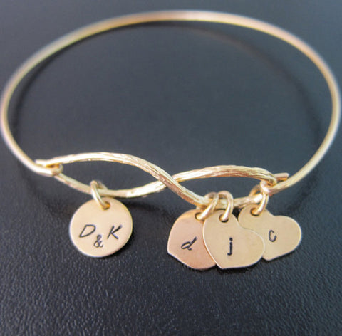 Image of Sentimental Infinity Family Bracelet with Personalized Initial Charms-FrostedWillow