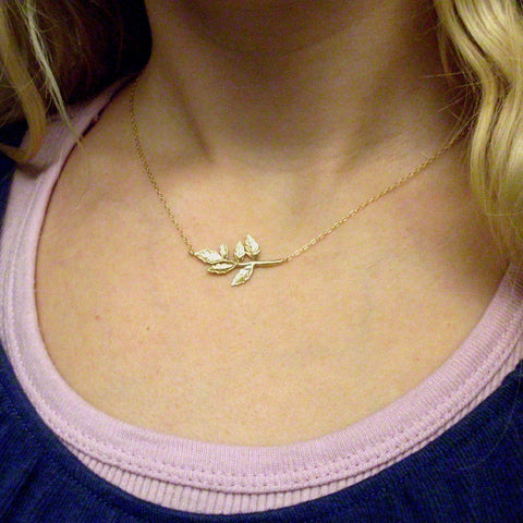 Image of Leaf Necklace-FrostedWillow