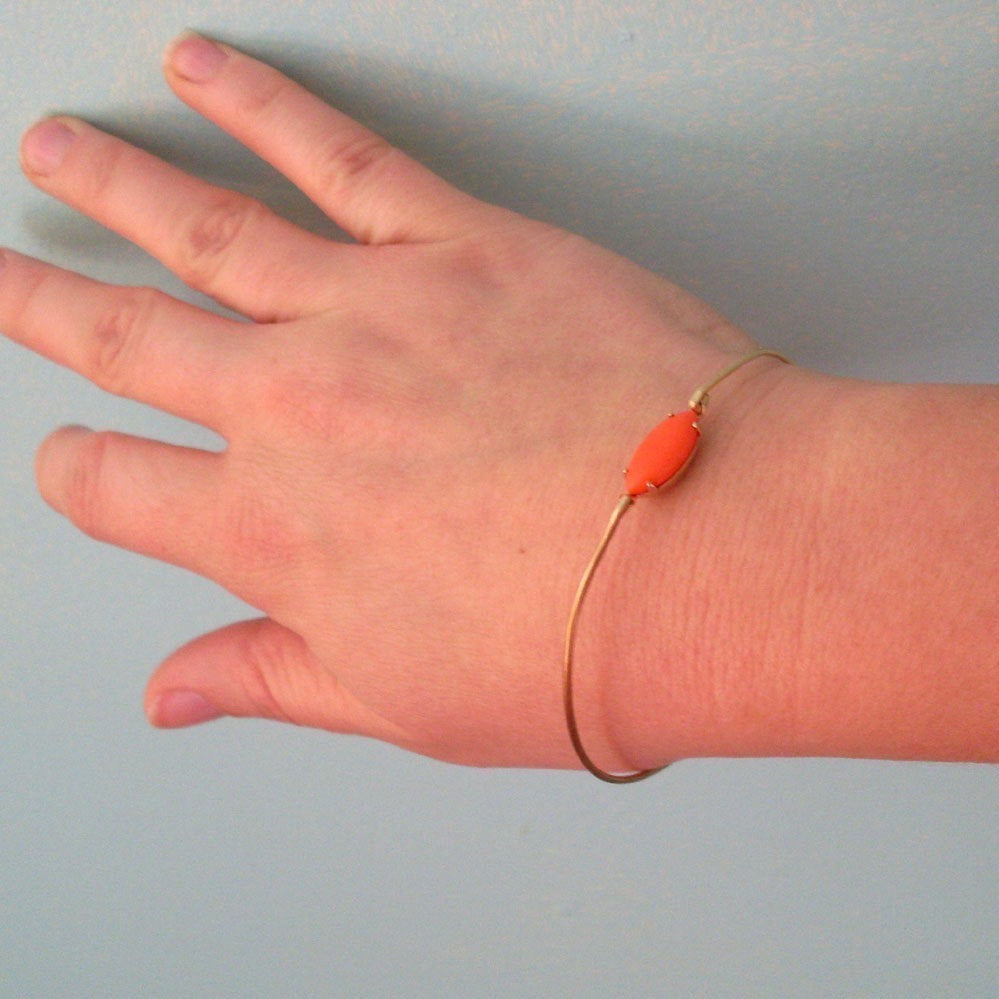 Coral Red Glass Stone Bracelet-FrostedWillow