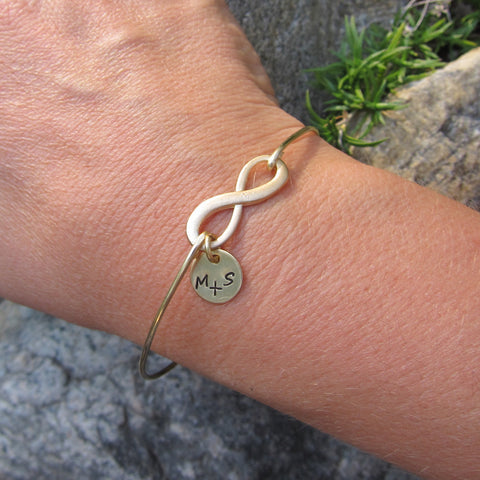Image of Personalized Infinity Bracelet with Initial Charm-FrostedWillow