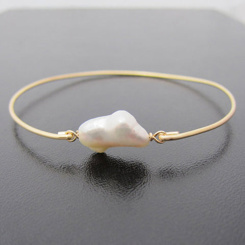 Image of Freeform Cultured Freshwater Pearl Bracelet-FrostedWillow