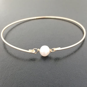 White Cultured Freshwater Pearl Bracelet-FrostedWillow