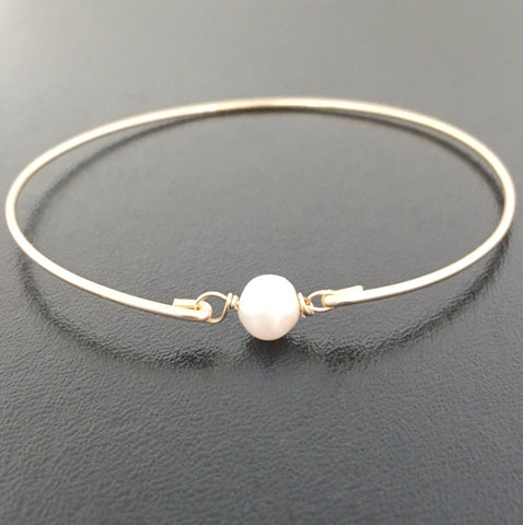 Image of White Cultured Freshwater Pearl Bracelet-FrostedWillow