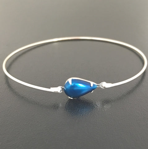 Image of Blue Simulated Pearl Teardrop Bangle Bracelet-FrostedWillow