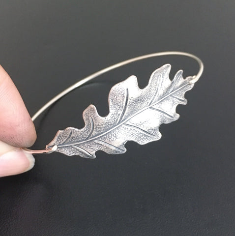 Image of Oak Leaf Bangle Bracelet-FrostedWillow