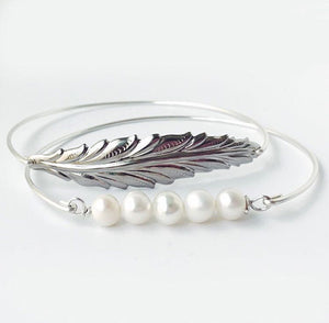 Leaf & Cultured Freshwater Pearl Bangle Bracelet Set-FrostedWillow